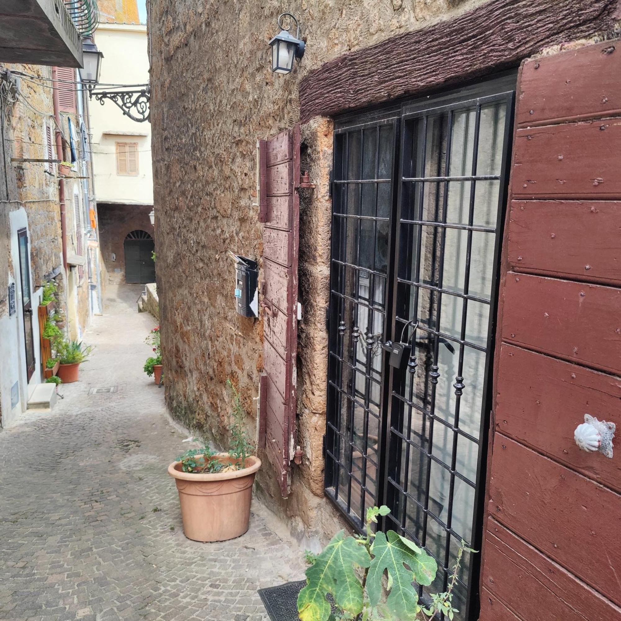 Maestosa Roccaforte Dei Principi, 3 Piani Tutti Per Voi! Sutri Extérieur photo